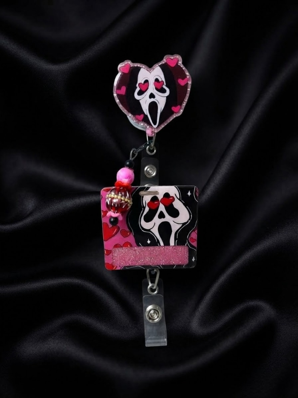 Cute Scream Heart Badge Reel - Pink & Black